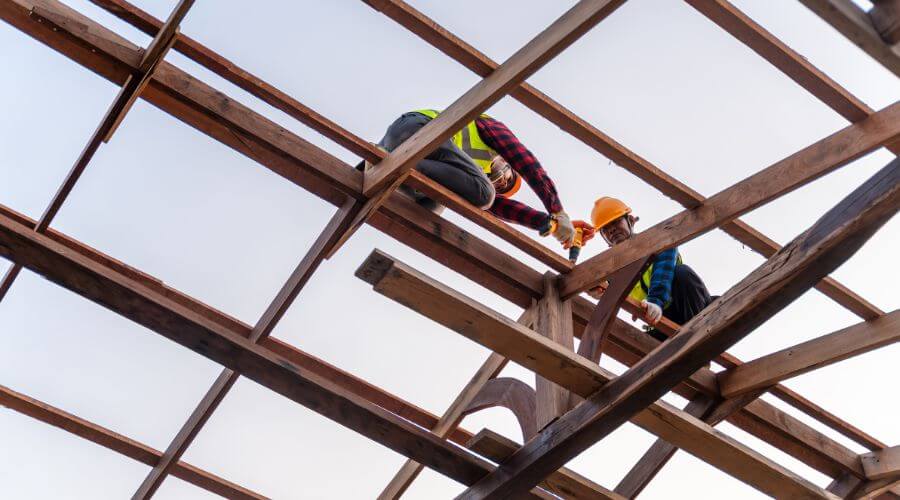 Professional gutter cleaning services in Berry Creek, CA